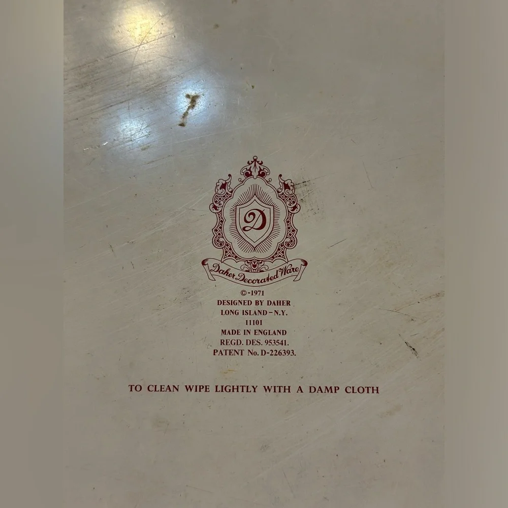 Vintage Daher Decorated Tin Ware - Picture 6 of 9